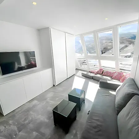 Estudio Nuevo Con Espectaculares Vistas En La Zona Baja De Sierra Nevada Descuentos En Pases De Esqui Y Material, Garaje Opcional Exterior photo